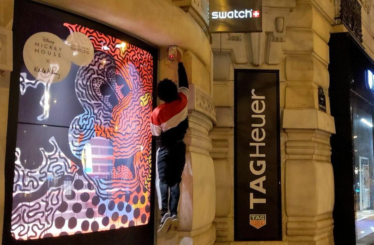 Un commando écolo s’attaque à la pollution lumineuse des magasins à Paris
👉 l.leparisien.fr/Ku58