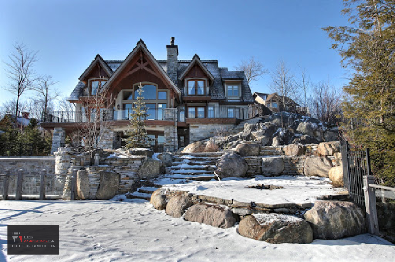 les_maisons's tweet photo. Acheter en hiver, bonne ou mauvaise idée? Voici les avantages et les inconvénients d'acheter une propriété en hiver: https://t.co/pyQ17sBX1n https://t.co/6d40z1R7wU