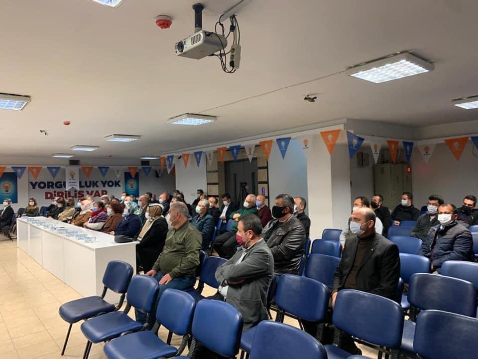 Ak partı il yönetim kurulu ‘nun 6. Dönemin son İl Yönetim Kurulu toplantısını il Başkanımız <a href="/ethemtas/">Av. İbrahim Ethem TAŞ 🇹🇷</a> ın katılımlarıyla gerçekleştirdik. 1 Şubat Pazartesi günü gerçekleşecek 7. Olağan İl Kongremizin hazırlıklarını değerlendirdik. 
#İnandığınYoldaYürü