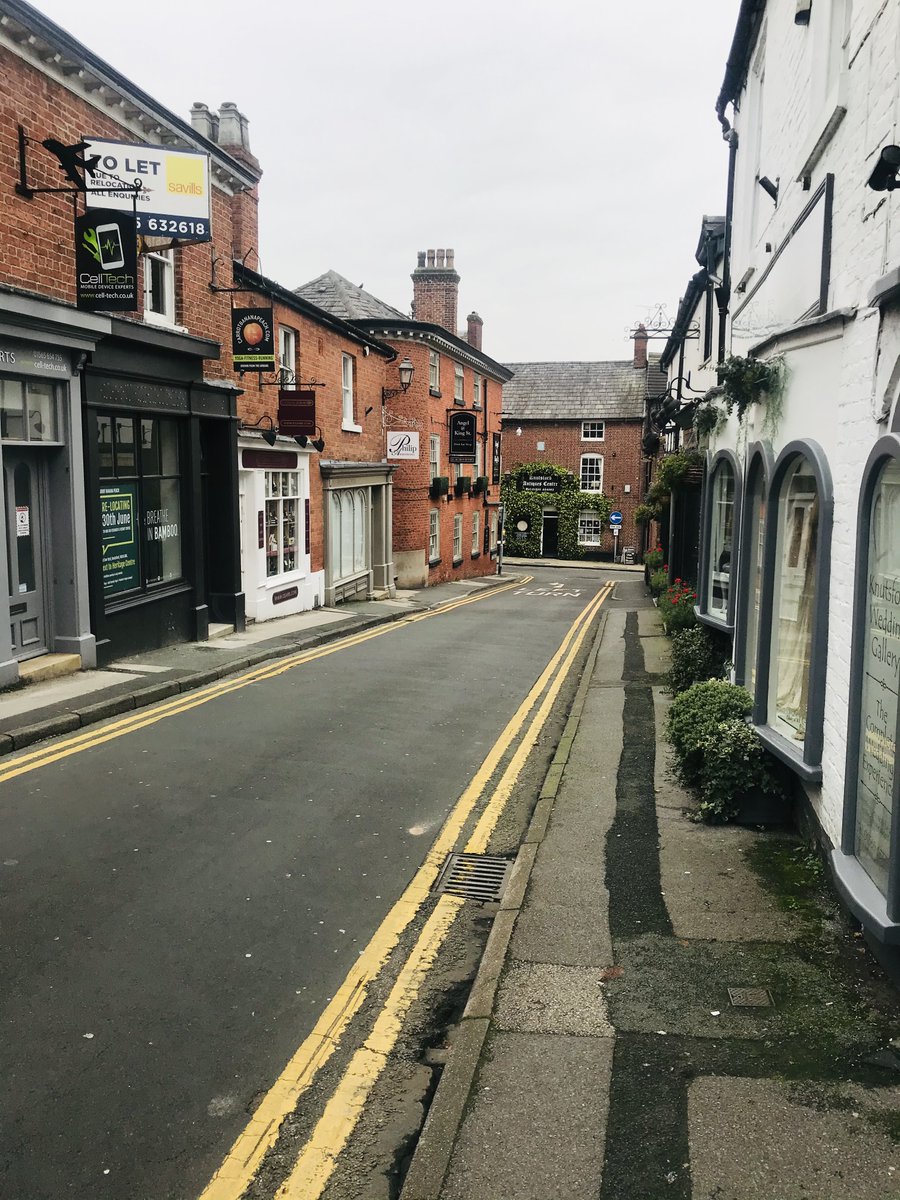 Knutsford High Street tweet media