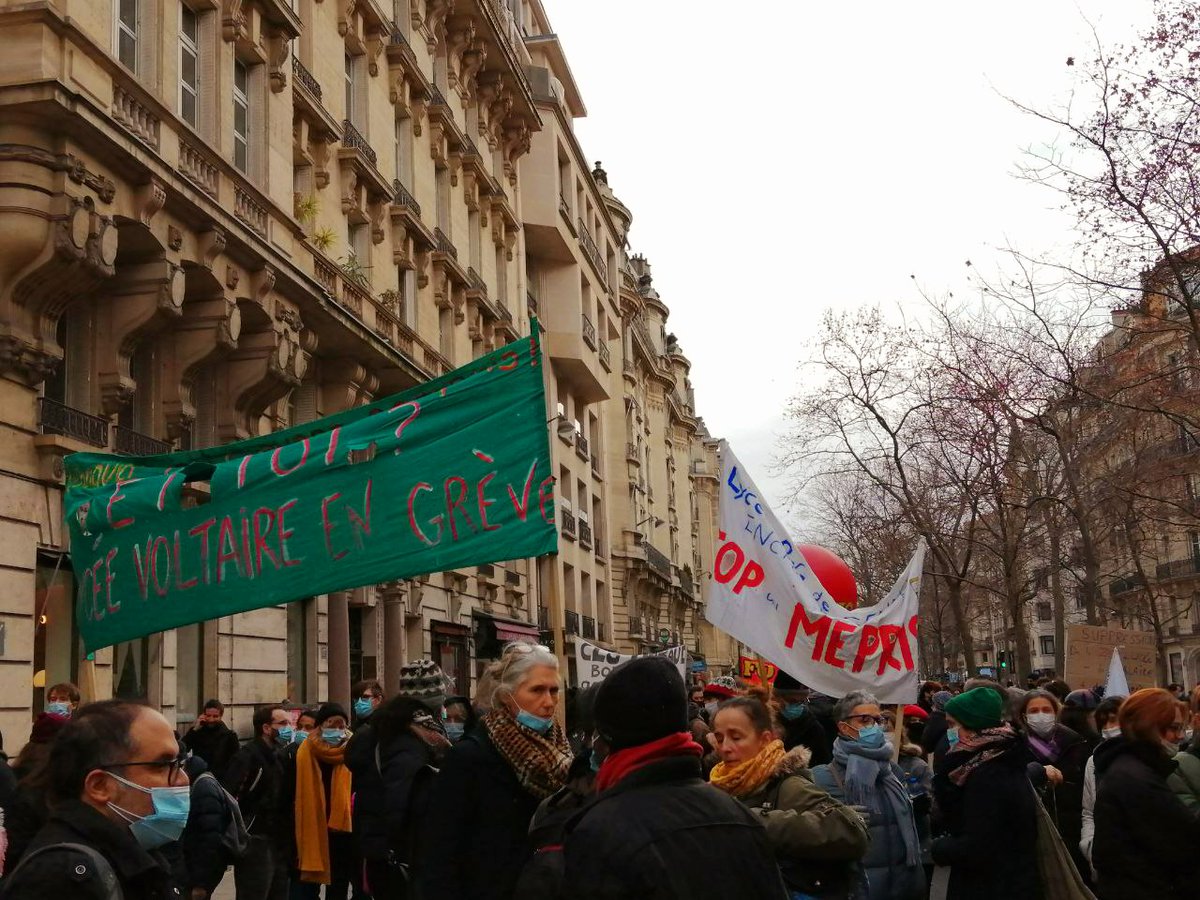 Generations10e's tweet photo. #Greve26janvier ✊ Avec les professionnels de l'Ecole, les élèves et https://t.co/gDMg6go4yT pr dire #StopMépris au gvnt! Salaires insuffisants, réformes inégalitaires, recrutements en berne, conditions d'enseignement, précarité
#StopBlanquer #StopVidal pr 1 service public fort ! https://t.co/lVO7kzELrZ