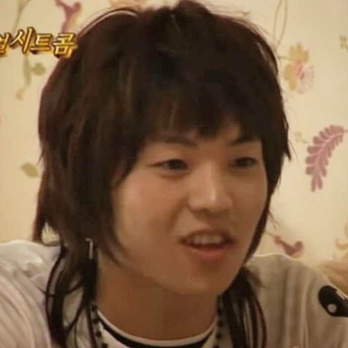 silverstonearch's tweet image. from this                           to this

#PARKEUNSEOK #TheatrePluss #박은석