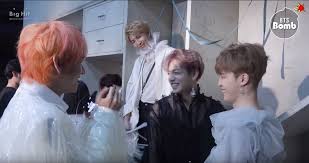 jtoni_n's tweet photo. Find someone who looks at you like namjoon looks at his family https://t.co/NouqnVeSH9