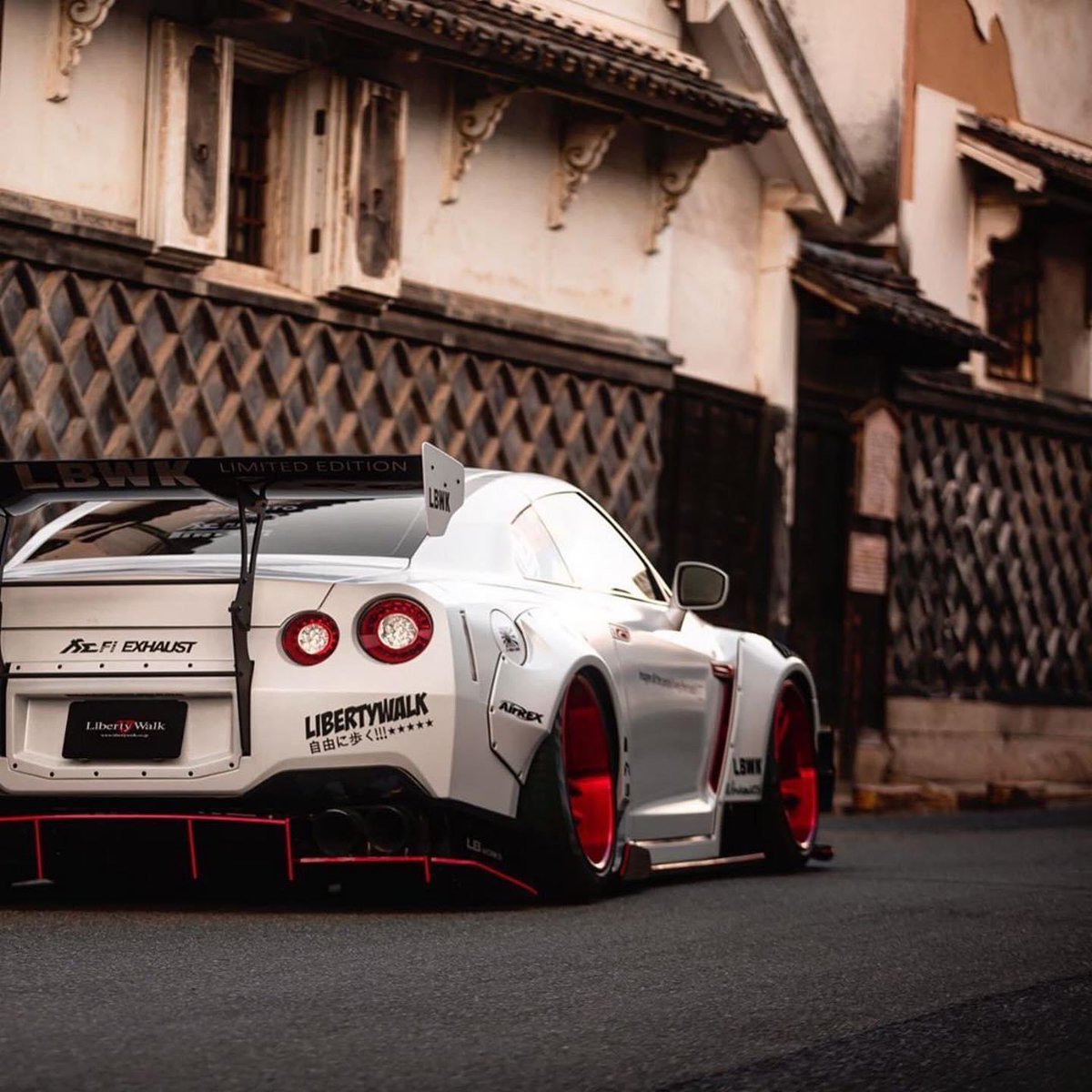 hotimportnights's tweet photo. Mood #hotimportnights #lifestyle #gtr #libertywalk #GodzillaGang https://t.co/ldwflwXZGS