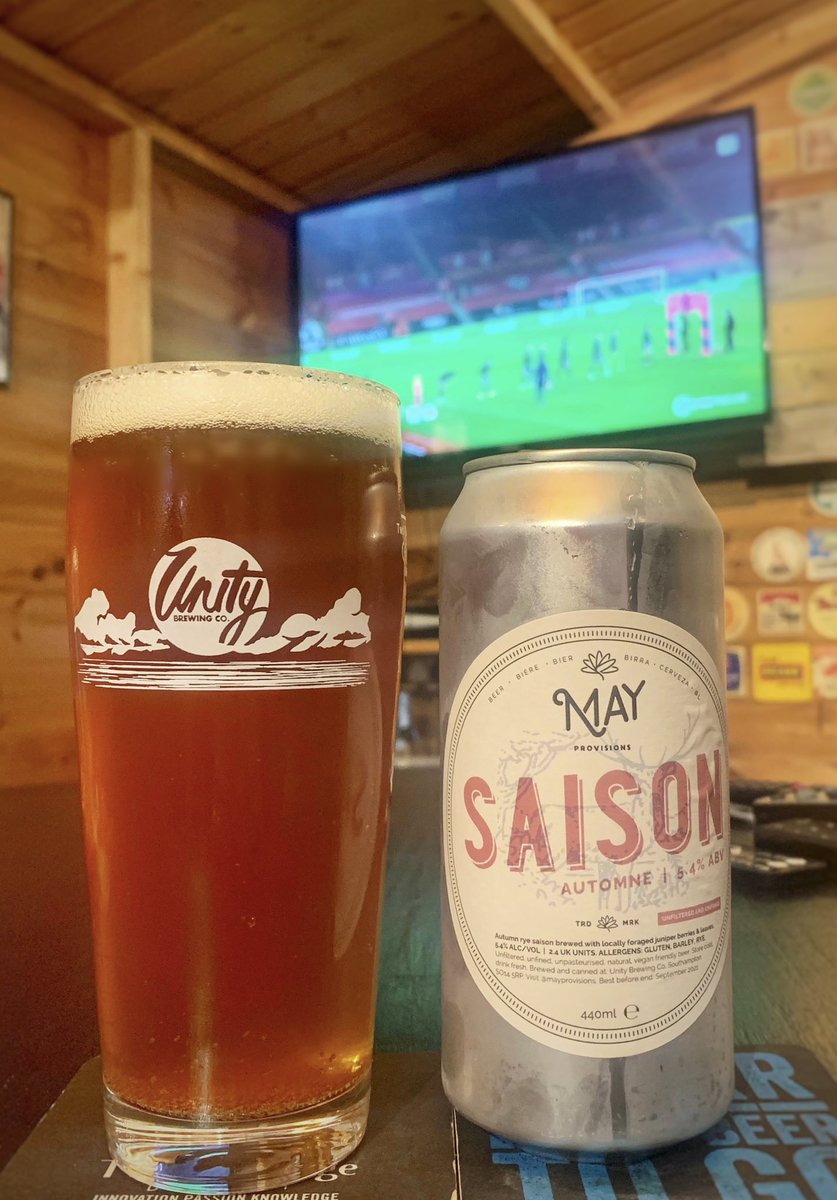 SoBeerBlogger's tweet photo. Match days are not the same without some @unitybrewingco beer and this Saison from their side project, May Provisions, is absolutely delicious!
#saintsfc
#precraftbeerhour
#craftbeerhour https://t.co/7DBLhCIcxe