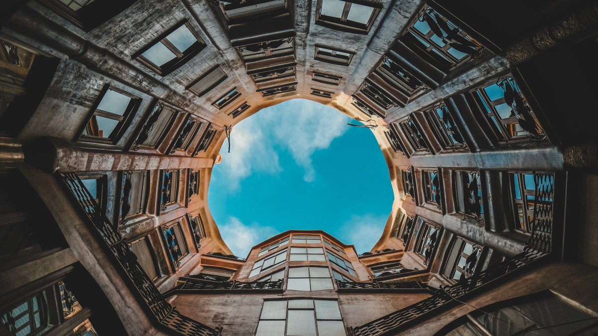 10 д мир. 4d игры @miegakure. архитектура эстетика. тессеракт многогранник. гиперкуб тессеракт.