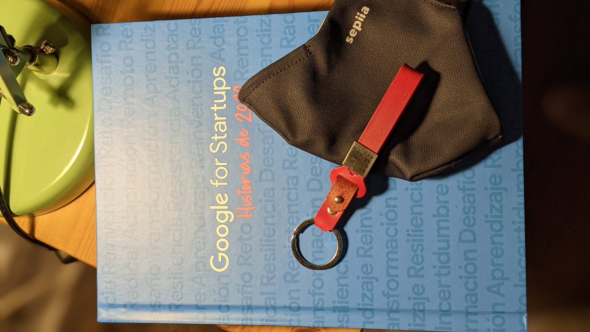 Un trocito de campus que llega esta mañana. Estar sin haber estado en estos meses tan extraños. <a href="/GoogleStartupES/">Google for Startups - Spain</a> <a href="/Patycritter/">Patricia López</a> por contar historias que merecen la oena ser contadas.