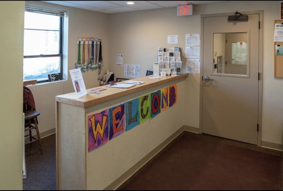 TurningPoint_CC's tweet photo. WE ARE OPEN, by appt, for guests looking for recovery info, recovery coaching, support applying 4 services, help finding a job, &amp; other resources.

Thank you to all who are being responsible and observing the @healthvermont guidelines. 😷

Call 802-861-3150 to set up an appt! https://t.co/juZpWITqEq