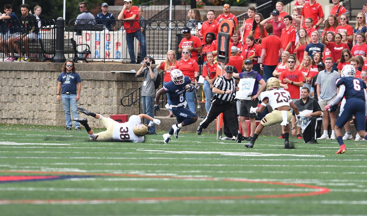 AydenGarnes1's tweet image. Blessed to receive my 1st DIVISION 1 OFFER from Duquesne University! Thank you @CoachGribbin and @DuqFB for this amazing opportunity.