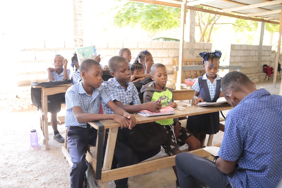 Home Roots Foundation tweet media