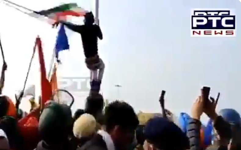 imdeepakarya's tweet photo. @diljitdosanjh Paji!! Kha chupe baithe ho. Inn "𝗸𝗶𝘀𝗵𝗮𝗻𝗼" ke liye bhi kuch bol do
😑

#FarmersProstests #किसान_नहीं_गुंडे #NishanSahib #Tiranga #TirangaAboveEverthing https://t.co/uJ0llmuhw2