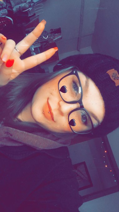 Direct Model - Alloura✨🖤's pics and videos Hub Members Access - Fresh Content - EsrGmLxXAAArqJP jpg:small