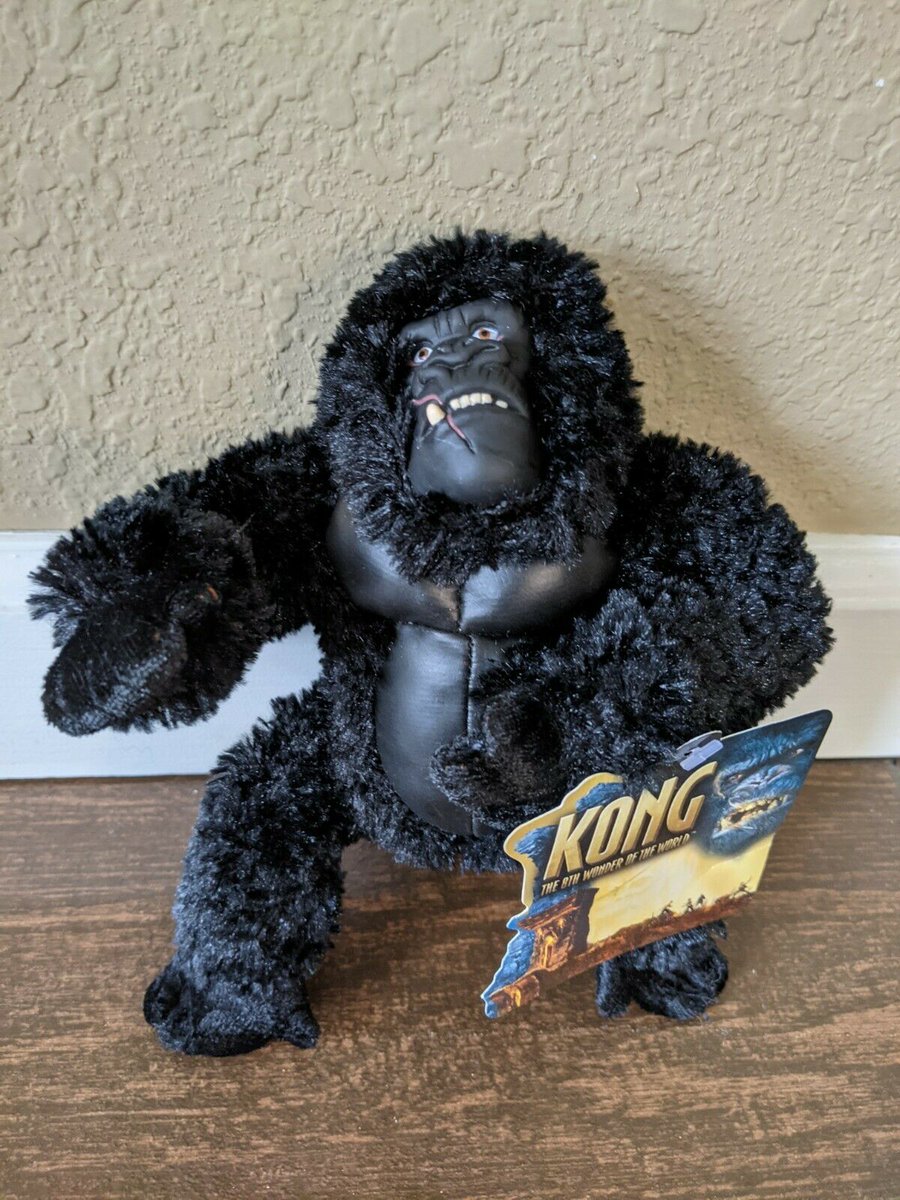 This tweet is called "Cringe King Kong Plushies"
