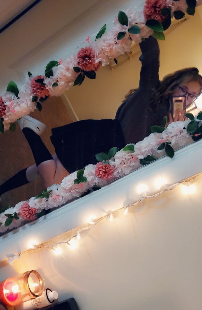 Katn_ip's tweet photo. Wanted to show you guys my cute outfit 😭😭💘 https://t.co/NpRlAaJEfQ