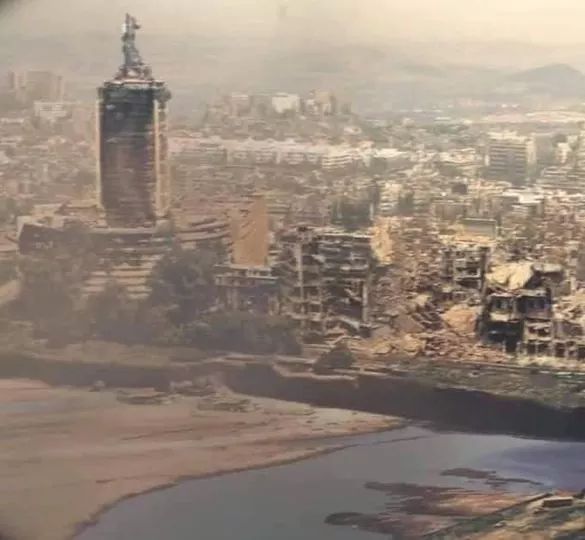 هذا كان هدفهم من 25يناير وهذه كانت غايتهم من ما أسموه الربيع العربى هذه الصور فوتوشوب ولكنها صارت حقيقه مؤلمه فى بلدان أخرى عربيه مثل ما ترون نقول الحمد لله ان ربنا نجانا من هذا وحفظ مصر رغم أنف الحاقدين والكارهين