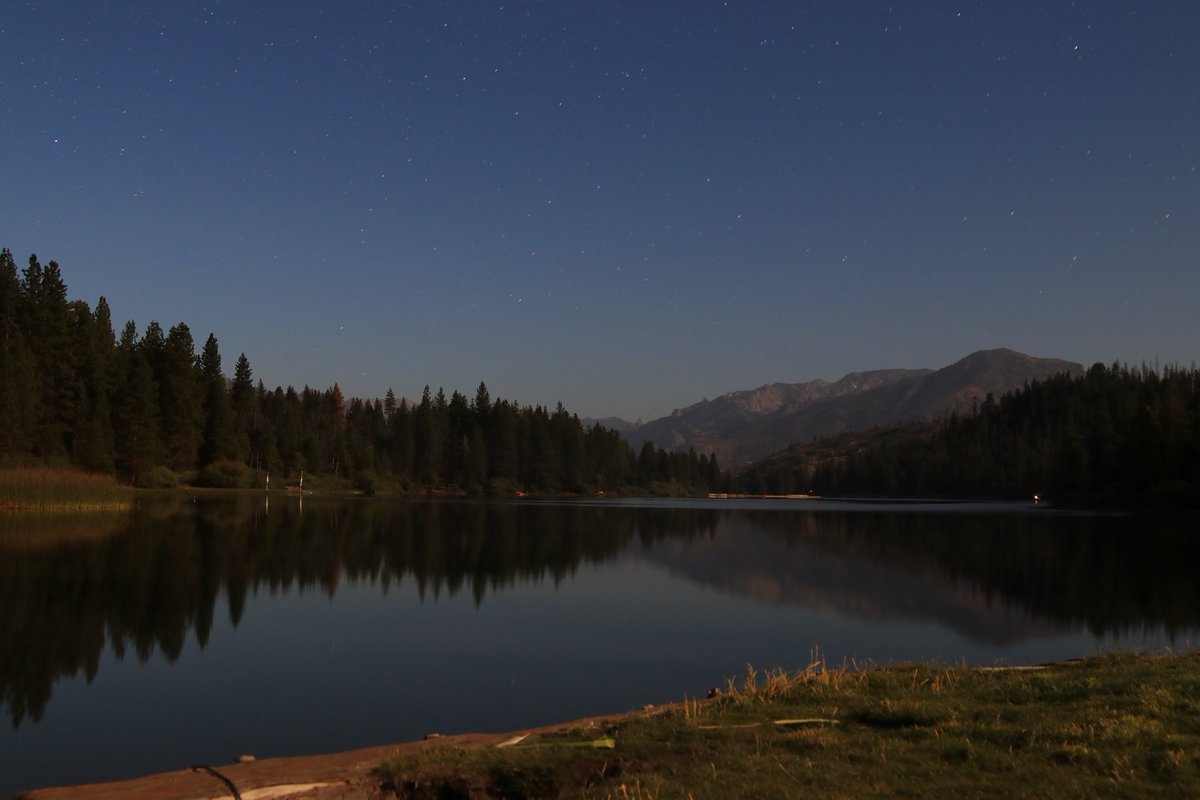 tedfletcher's tweet photo. Looking back to summer @humelake because, why not?
~~~~~~~~~~~~~~~~~~
#teamcanon #summer #sunset #dusk #stars #humelake #travelmagazine #westernstates #sunsetmagazine #getoutdoors #outside #canonphotography https://t.co/8dGngkLMxr