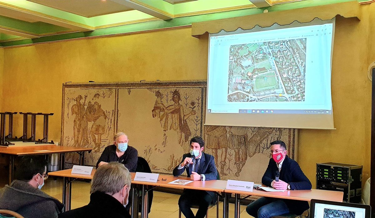 Présentation du parcours de l'étape #Cassis-#Manosque du Le Tour de <a href="/laprovence/">La Provence</a> avec Pierre-Maurice Courtade et Alain Demoulin. <a href="/CourtadePm/">Pierre Maurice Courtade</a> <a href="/Roussemarion/">Marion Rousse</a> <a href="/PhilippeGilbert/">Philippe Gilbert</a> <a href="/alafpolak1/">Julian Alaphilippe Officiel</a>