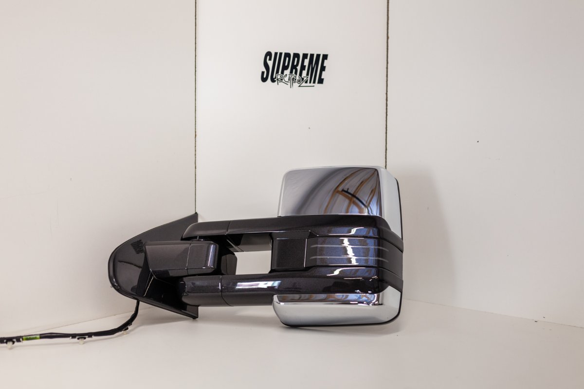 Supreme Retroz tweet media