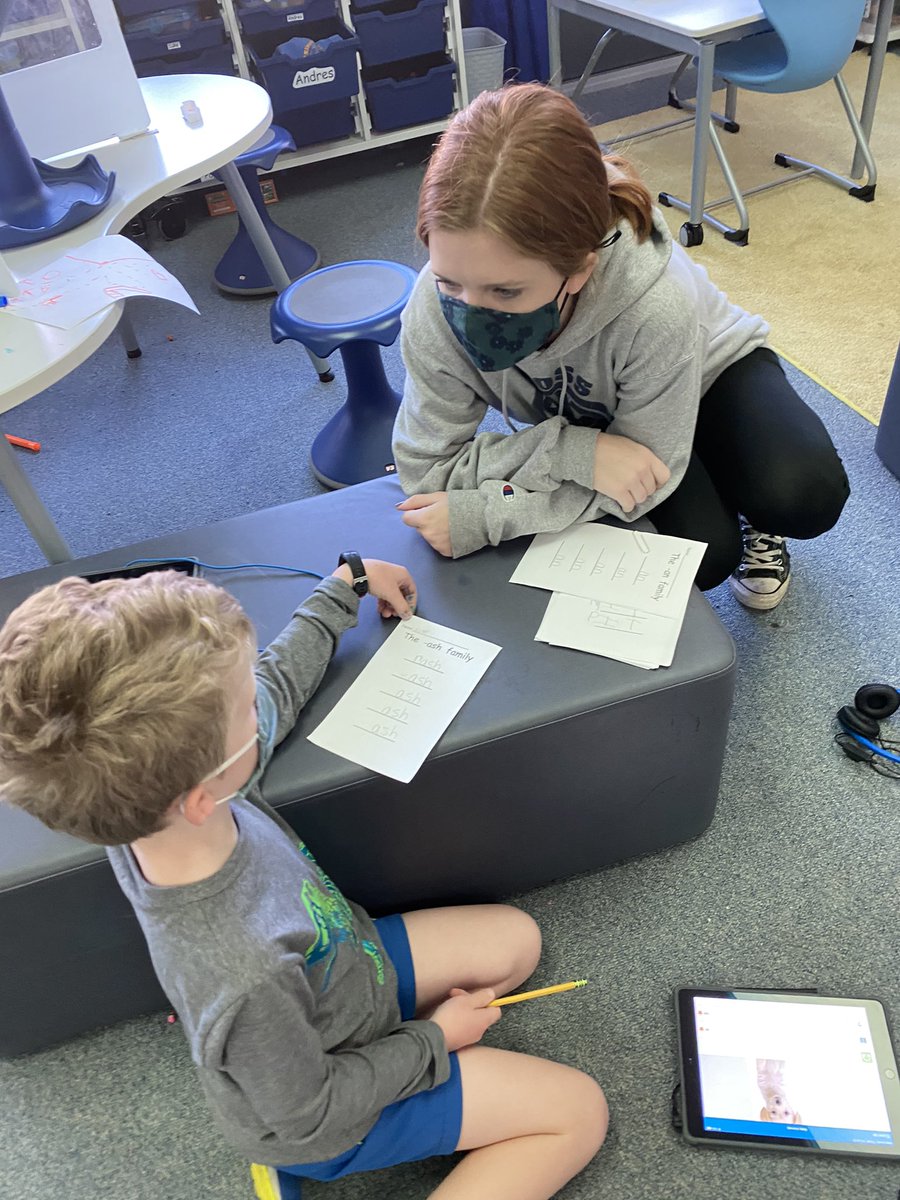 yogakarmasa's tweet photo. The soul is healed by being with children (Fyodor Dostoevsky) #develophealthysenseofself #nurturelifelongenthusiasmforlearning #employskillsforlife #profileofalearner #miniteachers #ministudents https://t.co/IpqdKz4RDH