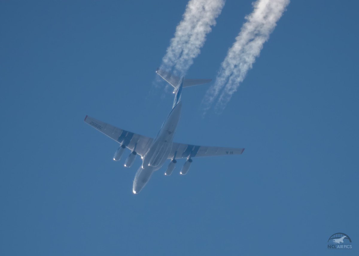 🇷🇺 @volgadneprgroup Ilyushin IL-76 RA-76952 OTT banking South for LPL FL280 & 420mph @scan_sky @air_intel @planesonthenet @NWSAcaster @rnavspotters @SimonP_Cougill @Andy007_SR_A @Sx60Contrails @CardiffOTT @MM_PhotosNE @flyhellas @andycowanphotos @SnapperDArcy #AvGeek #contrails