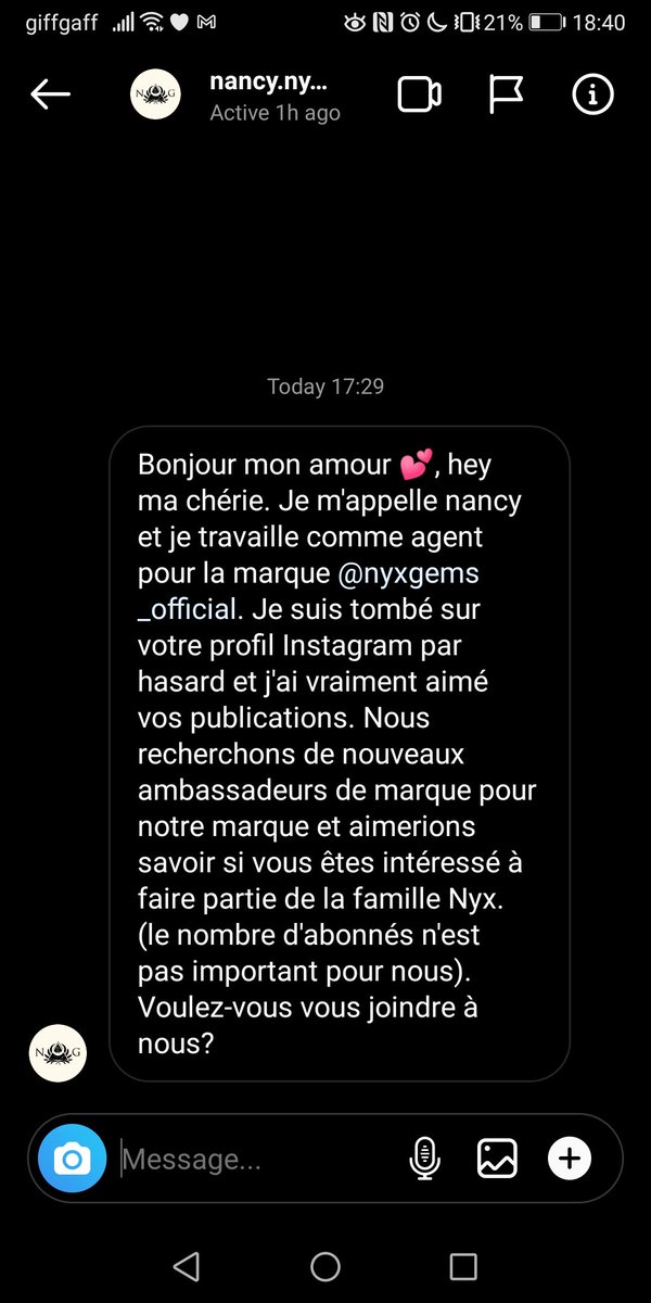 therightlube's tweet photo. THIS is how easy it is to become Emily in Paris LOL https://t.co/g26Mf5rieF