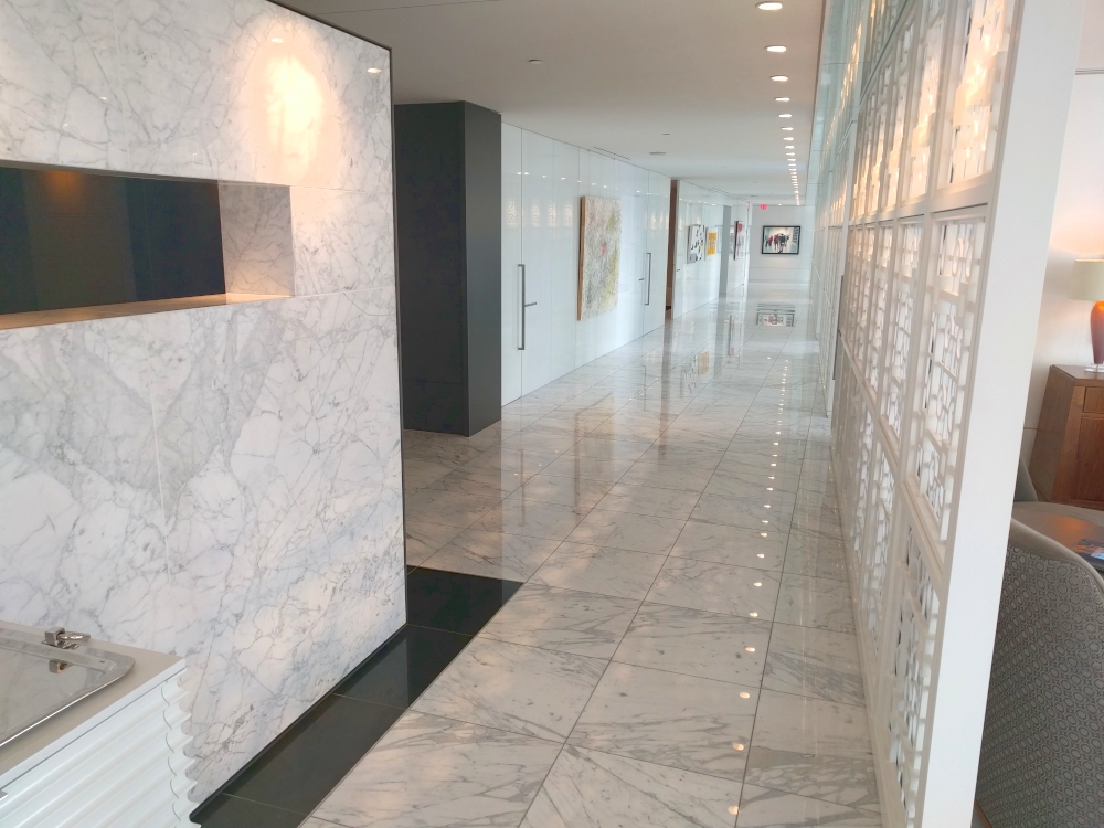 GuavaQuartz's tweet photo. Italian Statuario walls &amp; floors highlighted by black basalt tiles.  A beautiful project by Bordt Stone and Tile #GuavaQuartz  #InteriorDesign  #InteriorIdeas  #Flooring https://t.co/lgMzt1JZTL