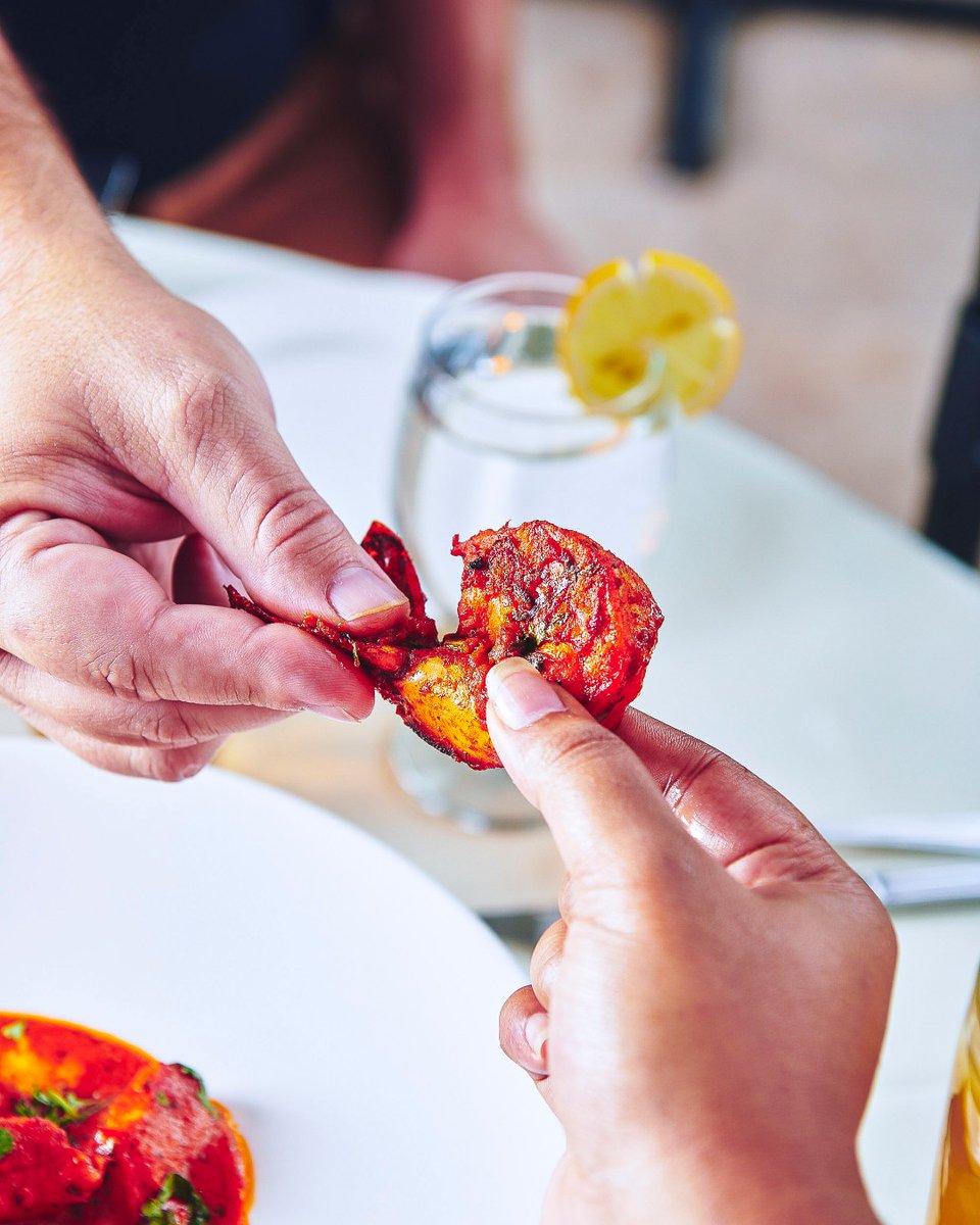 Akbar_LI's tweet photo. When it comes to delicious food, sharing is (always!) caring β€οΈ
.
.
#AkbarLI #NationalSpousesDay #NationalSpouseDay #SpouseDay #Spouses #CoupleGoals #Couples #DiningLI #LongIslandPulse #GardenCityEats #EastEndTaste #Newsday #FeedMe #LIEats #NYEats #EatingNY #NewYorkEats https://t.co/XfhZTPklWV