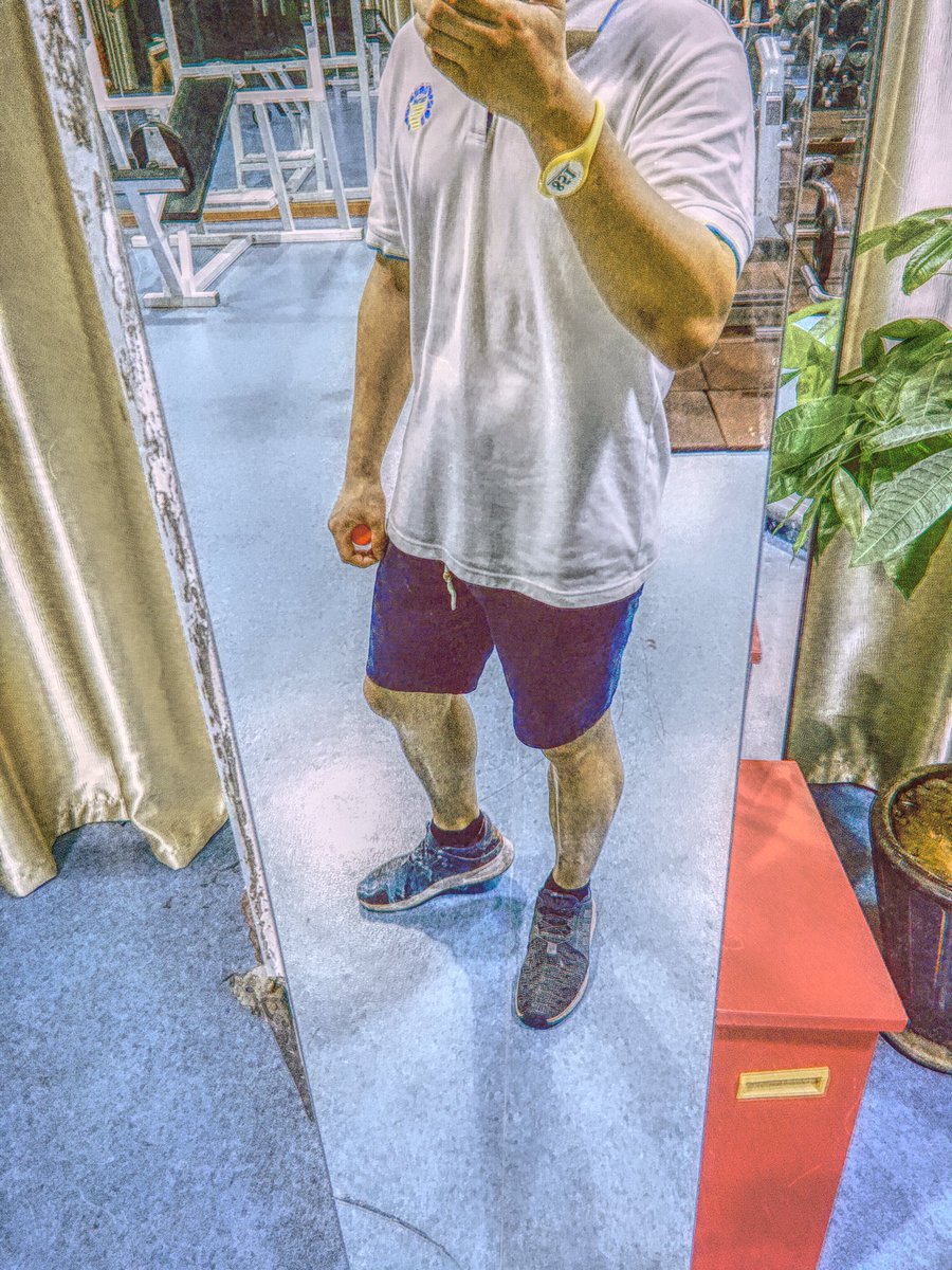 更新 Day 2 今日份的白色 晚安！！！