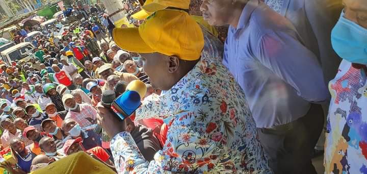 kipmurkomen's tweet photo. Today I joined our @UDAKenya candidate Mr.Urbanus Muthama Ngengele as he presented his papers to the IEBC in Machakos. We thank all our supporters who turned up to cheer our candidate. We request the people of Machakos to support him. He is a good man. God bless https://t.co/gevezWxLqP