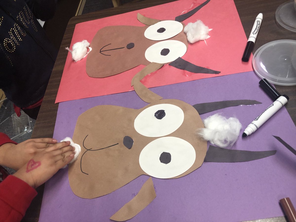 GentryLoly's tweet photo. #billygoats #prekactivities#prekforall #RISDConnects #TogetherWeAreOne ⁦@DobiePKSchool⁩ #engagingactivities #handsonlearning #icandoit #creativelessons #planningisfun #billygoatsgruff https://t.co/FCJlnzHMqo