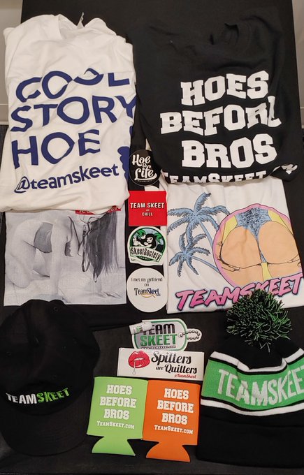 HOLY CRAP!! When @TeamSkeet sends you a care package, they REALLY CARE. Thanks, guys, we're interviewing<a class="tags" href="/tag/teamskeet">@teamskeet</a><a href="/tag/rayray"class="tags"><span>#rayray</span></a>