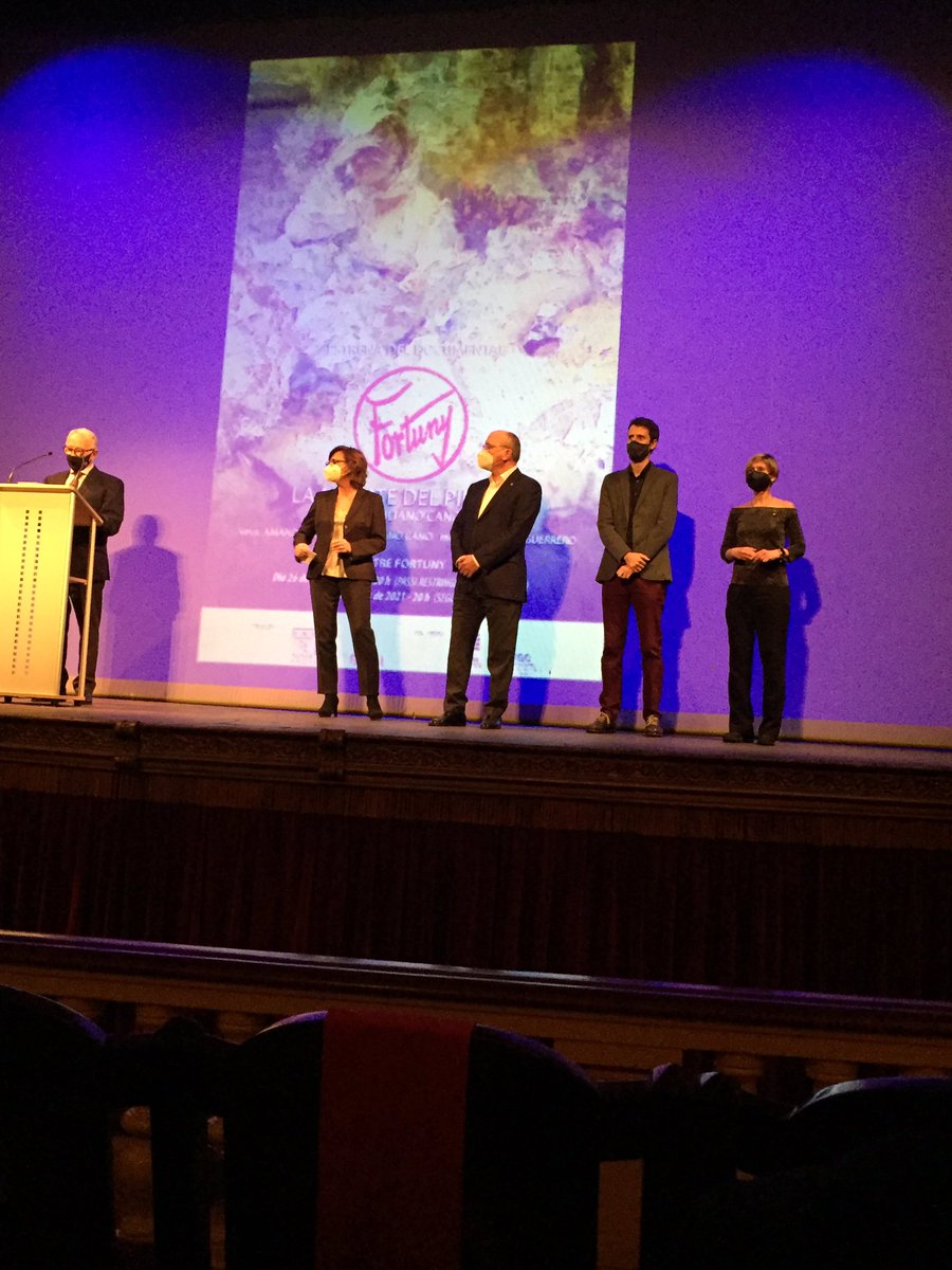 KikaFallada's tweet image. Al @TeatreFortuny_  en representació del @tennismonterols a la presentació del documental “Fortuny. La muerte del pintor” organitzat per @ElCircolReus i @FundacioGresol gràcies #ElCircoldeReus