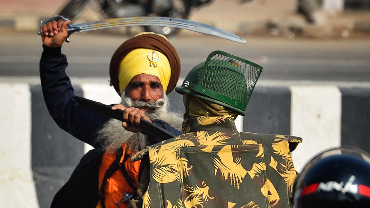 bebaak__bol's tweet photo. Eh Kisan Lagde Ne Tuanu ? 
https://t.co/cYKhDbQ0ry 
https://t.co/HzRDcVwOgi
#Sikh #Terrorists #Goons 
#किसान_नहीं_गुंडे 
#KisanoKaGUNtantra 
#speakup @diljitdosanjh https://t.co/YLjKGQBdgj