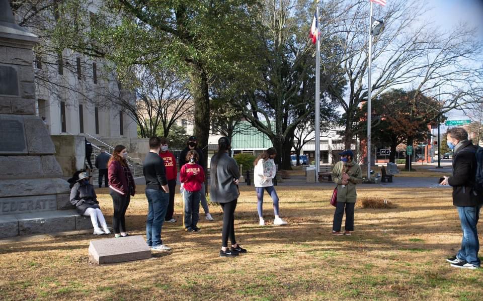 AustinCollege's tweet photo. Students have had close encounters with various monuments in Dr. Martin Wells’ JanTerm course “Monuments: Memories in Stone.” The class studied local monuments, why they were created, and their place in U.S. history, culture, politics, and social movements. #RooNation #JanTerm https://t.co/ux7yDmpD0t