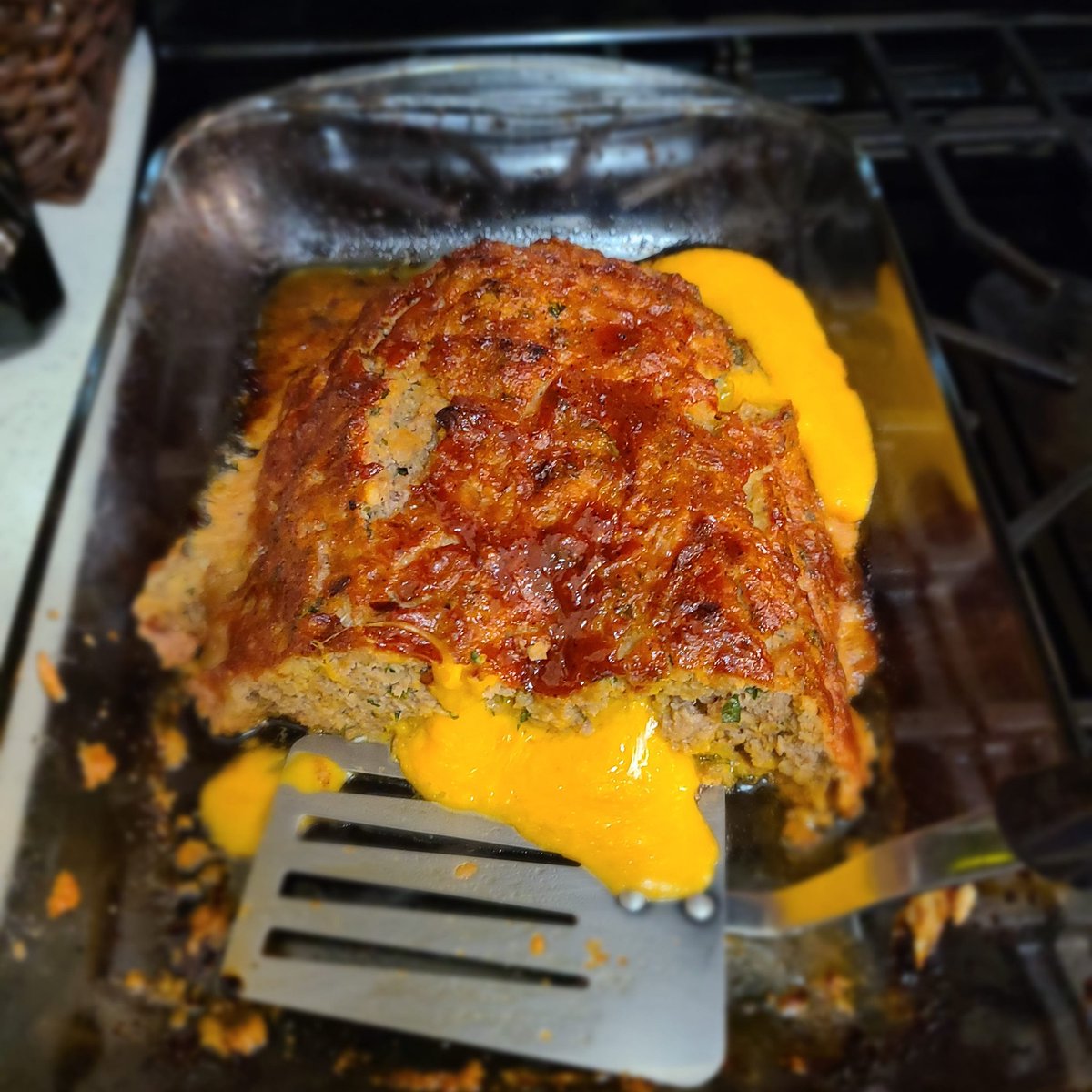 lamar18s's tweet photo. Cheese filled turkey meatloaf! #delicious #antoniinthekitchen #antoniporowski #cookbook #queereye https://t.co/DOEfaxZuHt