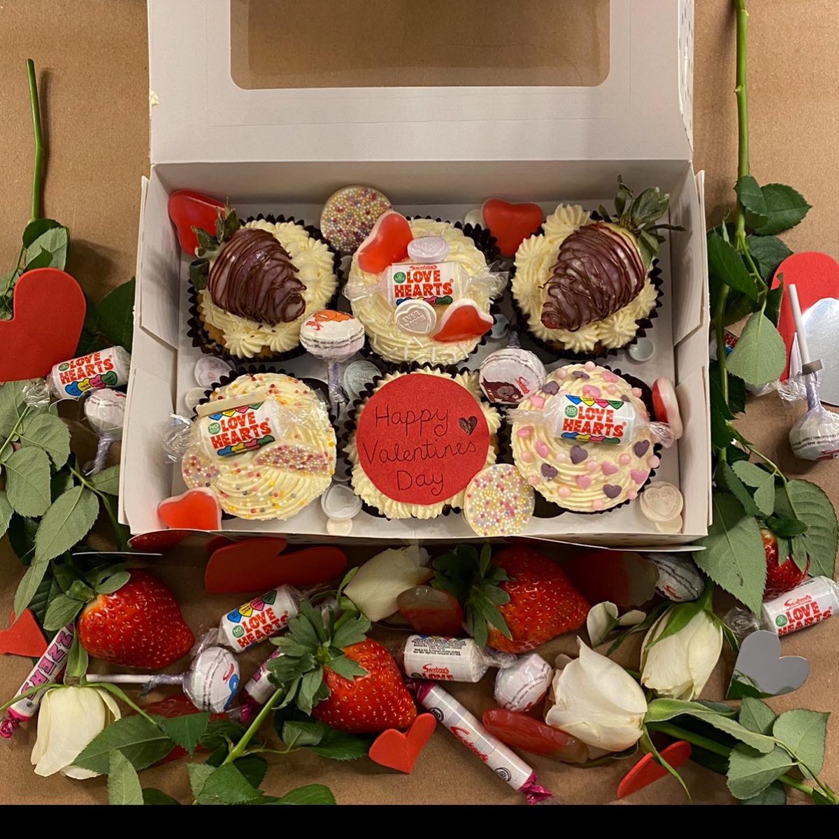 niamhellenbush's tweet photo. The Valentine’s Day Box ❤️ Treat someone special this Valentine’s Day to a custom box of delicious cupcakes 🧁Dm to order. #homemade #valentinescupcakes #smallbusiness. 

@bakedbyniamh on Instagram ❤️❤️ https://t.co/tNvs4LLsd0