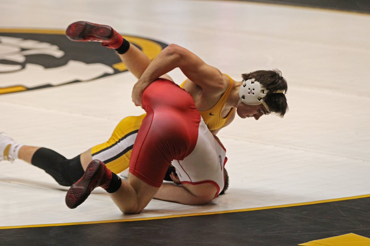 As No. 6 #Mizzou wrestling defeated Ohio and Northern Illinois to improve to 9-0, the Tigers rotated some of their starters. In doing so, they saw their freshmen step up.

Story | themaneater.com/stories/sports…