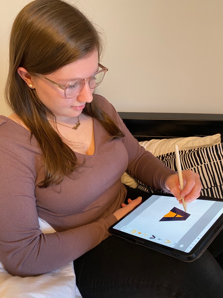 AccesoInt's tweet photo. Fun Fact: The designer of our new logo is a high school student who has participated and volunteered in @AccesoInt events from a young age! She is also the daughter of one of our volunteers! 
To meet our ACCESO Amiga, visit our blog! https://t.co/5gQt281QHZ https://t.co/UEWHTYmL9W