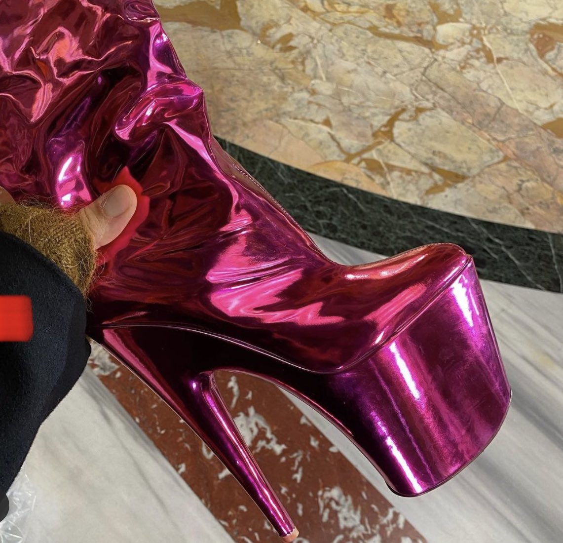 kegrand's tweet photo. Valentino boots. ♥️♥️♥️ ⁦@MaisonValentino⁩ https://t.co/bSCX2L5rQs