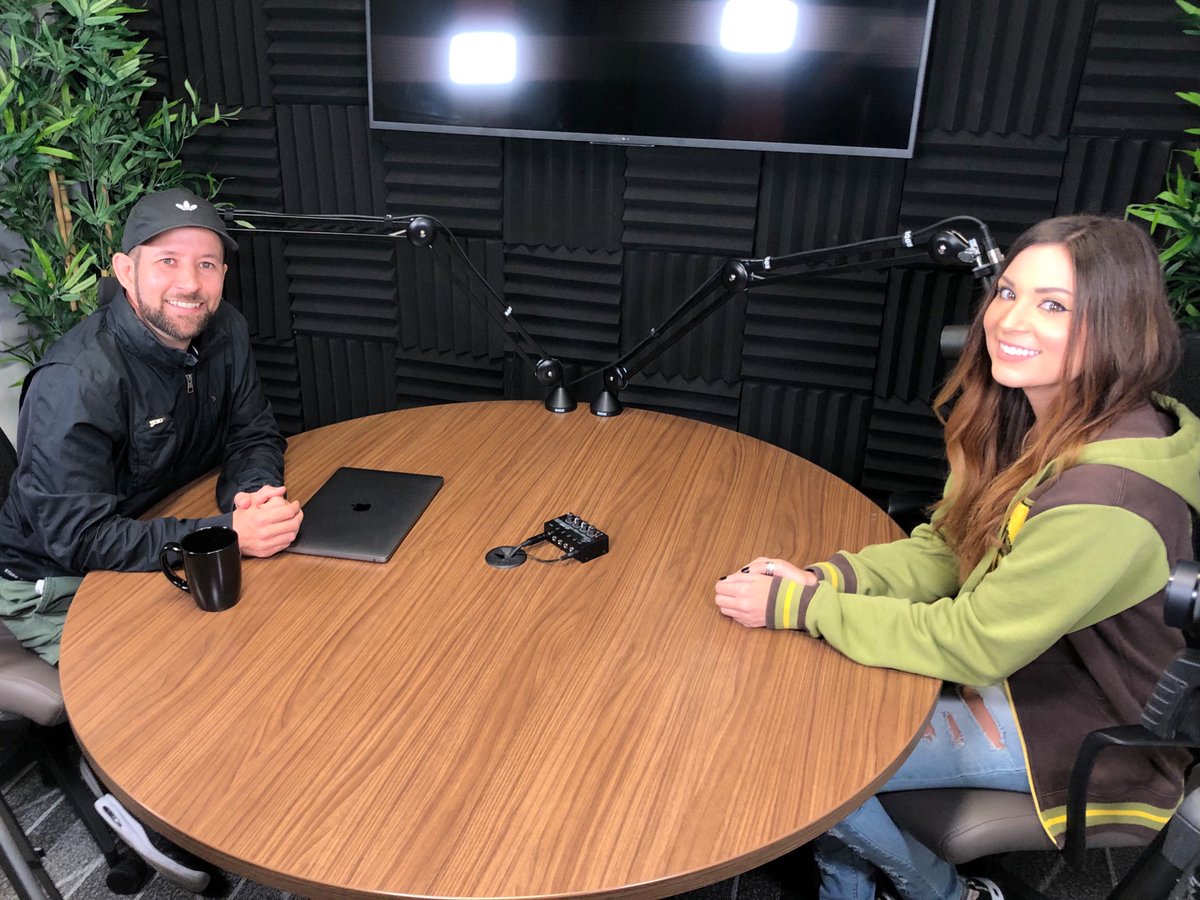 John Davidson (@j0hndavids0n) on Twitter photo Super fun to have <a href="/MelonieMac/">Melonie Mac ✝️🎮🖤</a> join me in-studio this afternoon for The DLC DROP Podcast 🎙🔥 Dropping knowledge and sharing experience from 11 years as a content creator and show host. Follow her if you don’t already!
Cc: @GameStop
#DLCdrop #PowerToThePlayers Super fun to have <a href="/MelonieMac/">Melonie Mac ✝️🎮🖤</a> join me in-studio this afternoon for The DLC DROP Podcast 🎙🔥 Dropping knowledge and sharing experience from 11 years as a content creator and show host. Follow her if you don’t already!
Cc: @GameStop
#DLCdrop #PowerToThePlayers