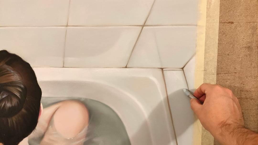 Laudfd_'s tweet photo. Hace 5 meses me dijeron de pintar una foto mía que hice a mi hermana en una bañera. Sinceramente le pase la foto por si acaso, y yo penando que no iba a pintar. Y hoy en día 😱😱😱
Esto es arte y se merece que comparta. Es increíble lo que hace este muchacho, una pasada 
😍😍😍😱 https://t.co/ookMZzjQ7B