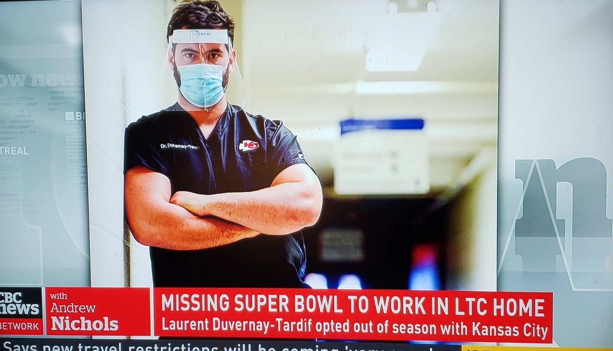 Mikeggibbs's tweet photo. A Canadian NFLer decided he couldn't justify crossing the border to play at the peak of his career.

Instead he's working in an LTC.

He gave up a chance at a second Super Bowl. And in the Hall of Fame, his scrubs will be hung, not his football uniform. https://t.co/Y8DbfT97ps