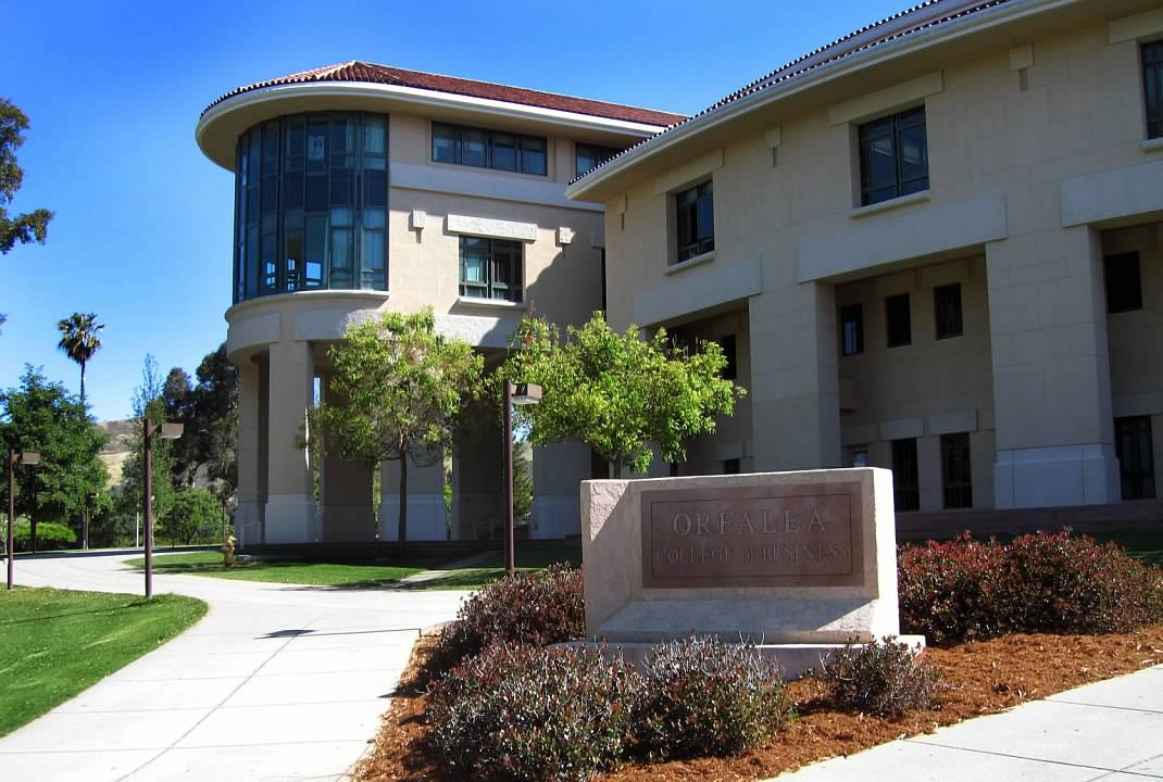 CalPolyGradEd's tweet image. This week OCOB is hosting info sessions for their graduate programs. Don't miss this opportunity to learn more. Visit  gradbusiness.calpoly.edu/events/ to stay up to date on their upcoming sessions.