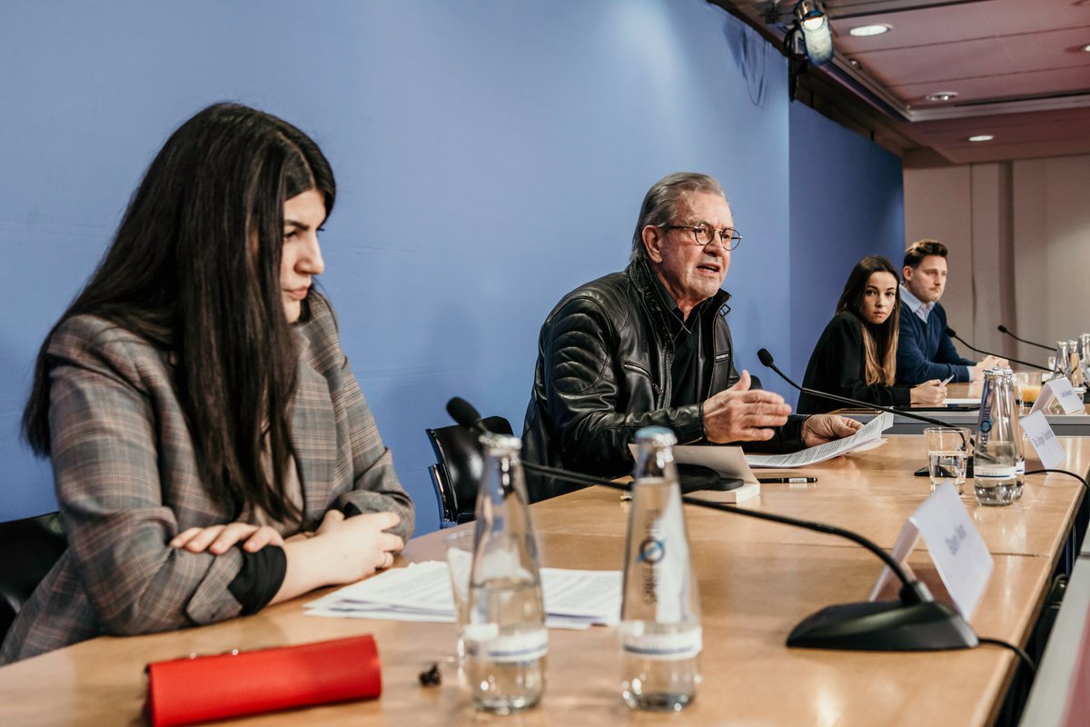 Jürgen Todenhöfer tweet media