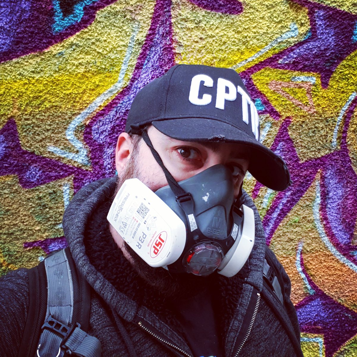 IlluminationWal's tweet image. Lookame! Representing @LtdCapture with this sick hat! To get yours chevk out their website! captureclothinguk.com