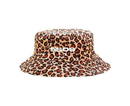 5seczndshop's tweet photo. ㅤ 𖤬 ·— 𝙿𝚎𝚍𝚒𝚍𝚘: T-shirt + Moletom + Bucket Hat + Pulseiras.

↬ 𝙳𝚎: Equipe 5SOS
  ↬ 𝙿𝚊𝚛𝚊: @hzsitate

ㅤ 𔘓 ─  ❝  Não é um carro mas é a abertura da nossa lojinha e você foi a primeira a ganhar um dos nossos produtos! Esperamos que goste.  ❞ https://t.co/lOasyb8x8h