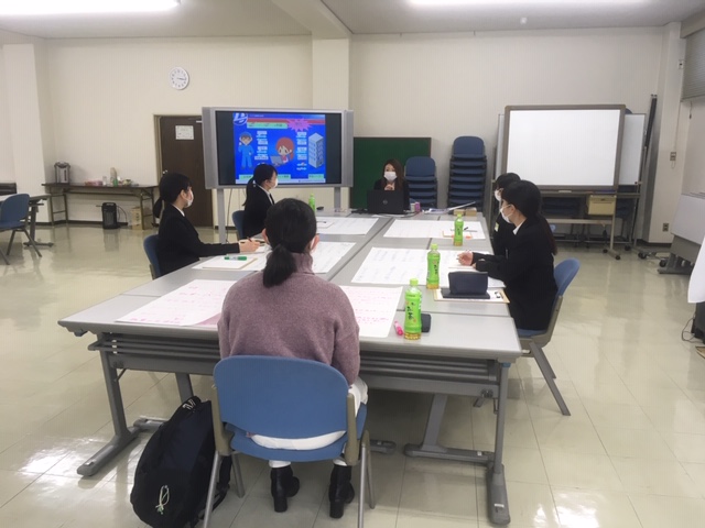 lightdengyo's tweet photo. 昨日は1Day仕事体験( #インターンシップ)を開催しました🌻

みんな真剣に聞いてくれましたよ～😊🍀

#ライト電業 #ソリューション #制御機器 #システム #AI #IoT #��エネ #省エネ #エッジコンピューティング #3Dプリンタ
#採用 #岡山 #香川 #広島 #福岡 #愛媛 #山口 #大分
#BMX #大池水杜 #JFBF https://t.co/QmESl8CpEq