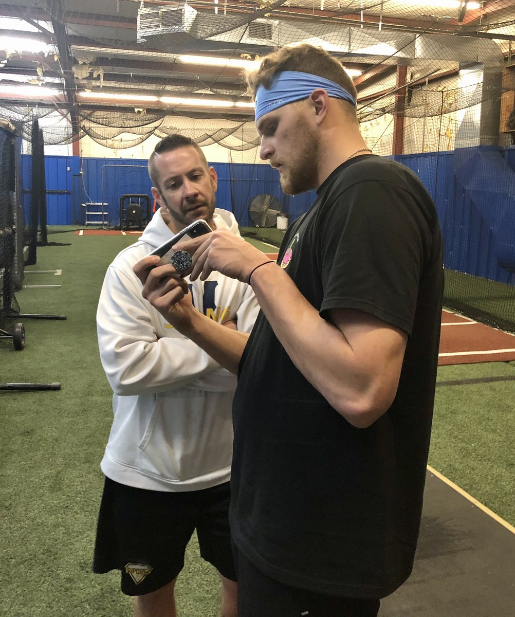 rbitricities's tweet photo. Great to have @dodgers pitcher Nick Robertson throwing a bullpen at RBI.
Stay tuned for an opportunity to learn how Nick got his fastball to 98 MPH! 💨
#RBITriCities #RBIPro #Dodgers #Pitching #Bullpen #IndoorFacility
🔴⚾️🔵 https://t.co/LLgmbeQtZq