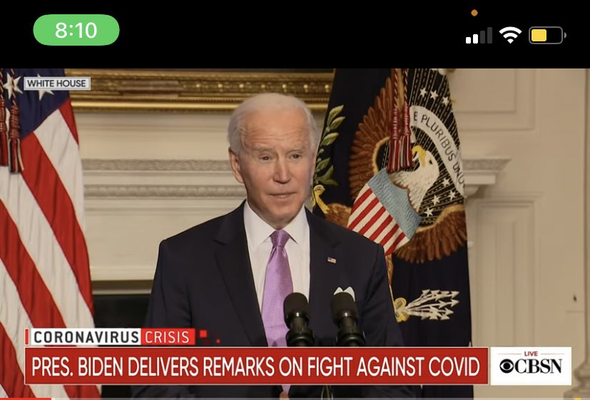 RONWEASLEYBBY's tweet photo. I love biden and everything but why the he’ll isn’t he wearing a mask? https://t.co/wiDXJ24lJO