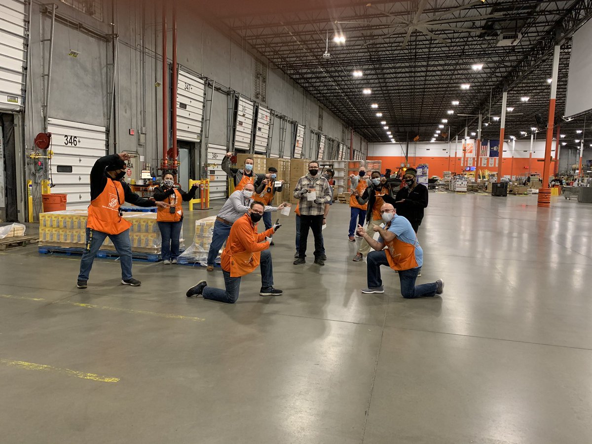 5024Robin's tweet photo. Recognition walk Key2 for January!@OTM5024 @JJenkins_3 @Kevin_5024 https://t.co/xP1hJ7M1jw